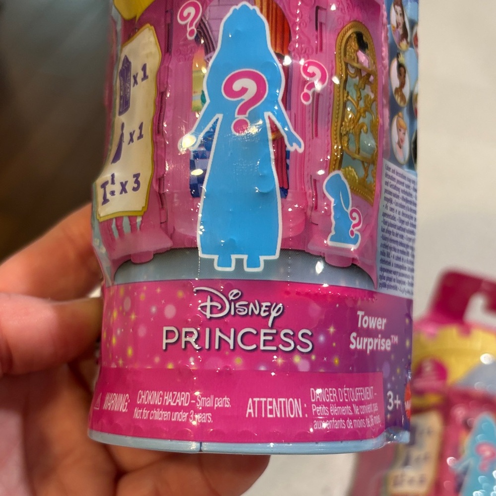 Disney Princess Mystery Castle Pack - Pink, Blue, Yellow Storytime Stackers - Picture 4 of 11